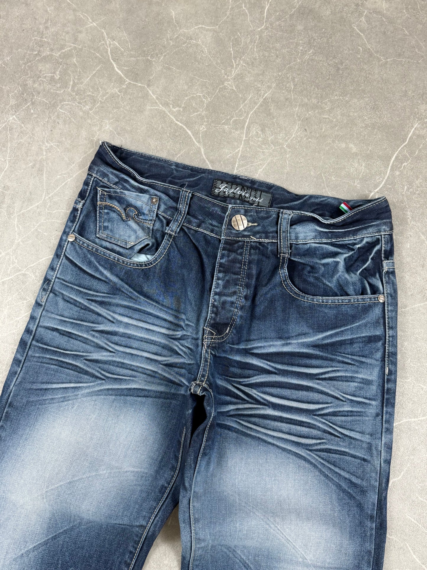 VINTAGE WASHED JEANS