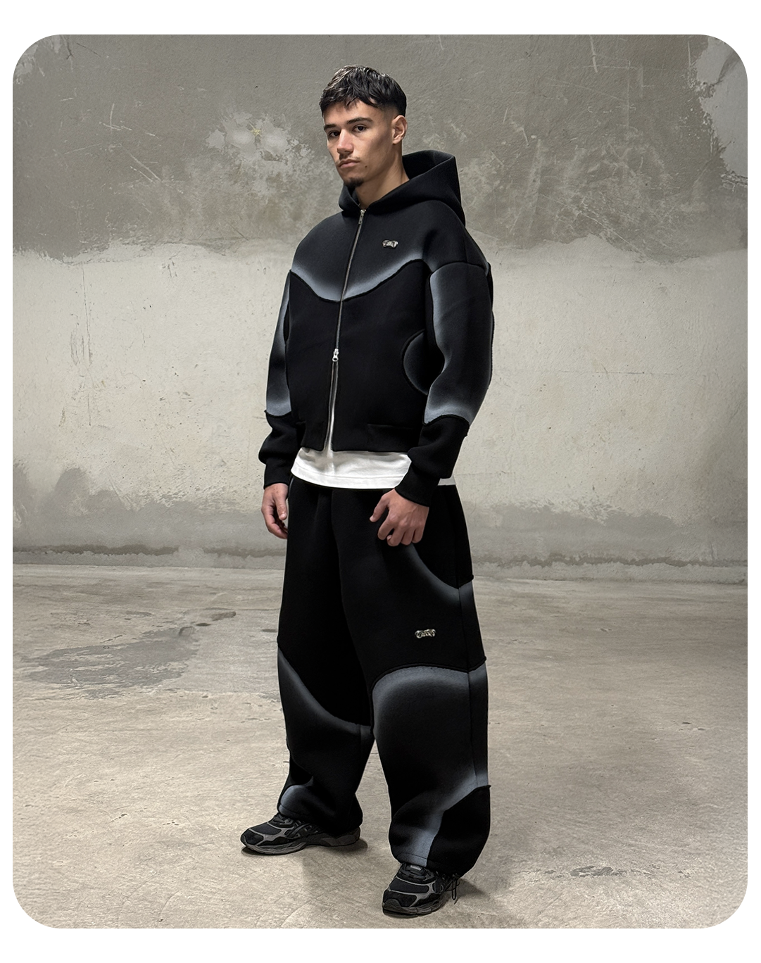 AURA TRACKSUIT